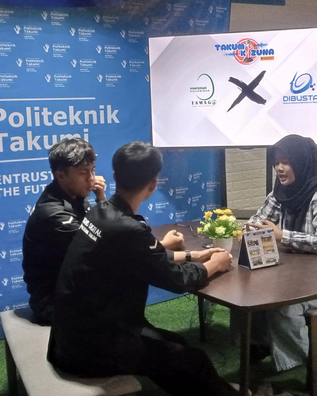 Podcast bisnis digital